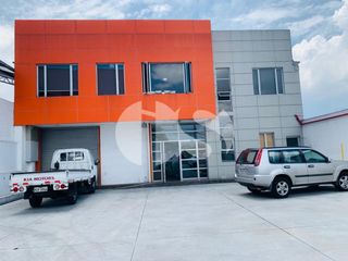 Foto 2 de DE VENTA GALPÓN EN PONCEANO