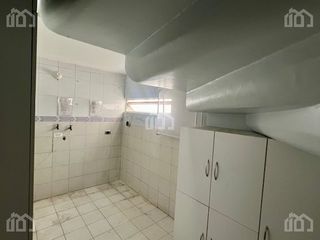 Foto 22 de VENDO CASA QUITO EL CONDADO