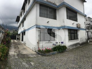 Foto 3 de CASA RENTERA DE VENTA CON LOCALES COMERCIALES SECTOR PLAZA DE TOROS