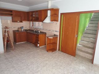 Foto 3 de Casa en alquiler de 2 dormitorios c/ cochera en Rafaela