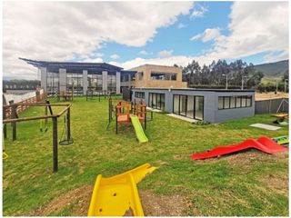 Foto 46 de VENTA DE BELLA CASA EN EL CLUB SAN JACINTO, 1060 M2 POR $3.200'000.000