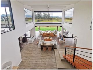 Foto 3 de VENTA DE BELLA CASA EN EL CLUB SAN JACINTO, 1060 M2 POR $3.200'000.000