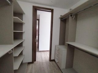 Foto 11 de Casa de 3 habitaciones con vista y jardín de 241m2