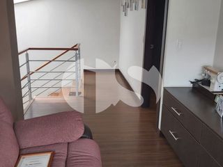 Foto 7 de DEPARTAMENTO DÚPLEX EN VENTA SECTOR LOS CEREZOS, CUENCA
