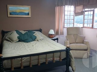 Foto 12 de CASA EN VENTA SECTOR CHALLUABAMBA, CUENCA
