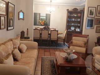 Foto 3 de CASA EN VENTA SECTOR CHALLUABAMBA, CUENCA
