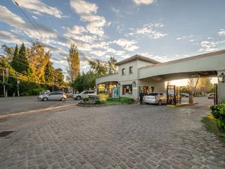 Foto 34 de Casa en venta PB lote 590m2 5amb 3dor 2baños 3cocheras fondo pileta parrilla galería lavadero