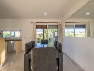 Foto 5 de Casa en venta PB lote 590m2 5amb 3dor 2baños 3cocheras fondo pileta parrilla galería lavadero