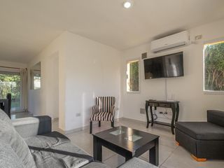 Foto 6 de Casa en venta PB lote 590m2 5amb 3dor 2baños 3cocheras fondo pileta parrilla galería lavadero