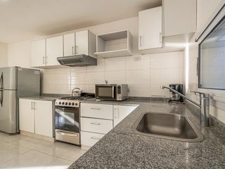 Foto 15 de Casa en venta PB lote 590m2 5amb 3dor 2baños 3cocheras fondo pileta parrilla galería lavadero