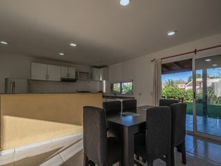 Foto 18 de Casa en venta PB lote 590m2 5amb 3dor 2baños 3cocheras fondo pileta parrilla galería lavadero