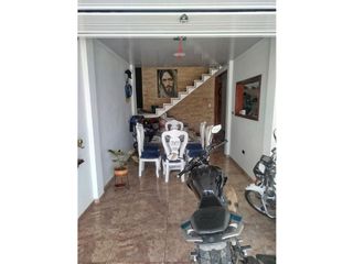 Foto 2 de Casa de dos pisos más terraza en venta - El Cerrito Valle Colombia