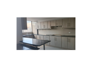 Foto 1 de SUPERMAXI BRASIL RENTA  DE 250 M2 4 HABITACIONES 1000