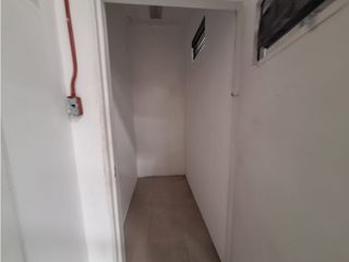 Foto 18 de Llano Grande, Galpón en Renta, 1526m2, 5 Ambientes