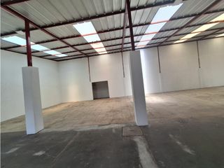 Foto 7 de Ponceano, Galpón en Renta, 270m2, 1 Ambiente