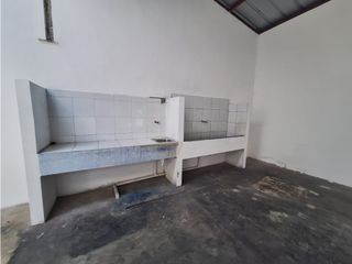 Foto 8 de Ponceano, Galpón en Renta, 270m2, 1 Ambiente