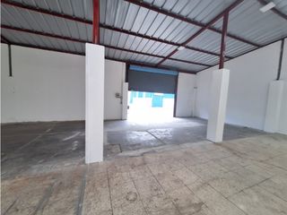 Foto 16 de Ponceano, Galpón en Renta, 270m2, 1 Ambiente