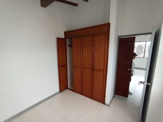 Foto 2 de ARRIENDO de APARTAMENTO en MedellÃ­n