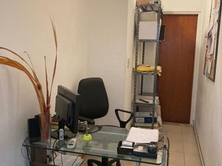 Foto 17 de Casa 4 ambientes reciclada en venta -  Quilmes Oeste