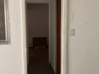 Foto 2 de Casa 4 ambientes reciclada en venta -  Quilmes Oeste