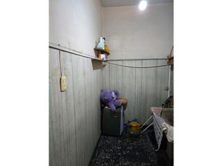 Foto 8 de SE VENDE CASA DE 2 DORM. EN BARRIO MAULLER