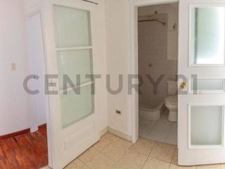 Foto 9 de En venta departamento con vista panorámica. El Batán