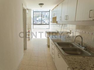 Foto 15 de En venta departamento con vista panorámica. El Batán