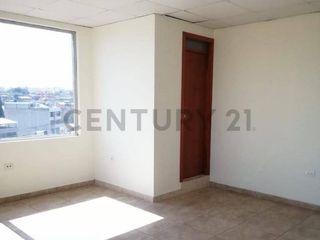 Foto 6 de Oficina en Alquiler, en Sangolquí