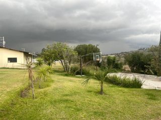 Foto 3 de Renta Terreno 2.800m2 excelente ubicación en Tumbaco Avda.Universitaria-RutaViva