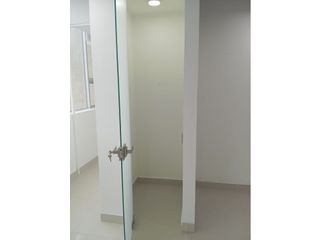 Foto 13 de ARRIENDO OFICINA EDIFICIO F25 PISO 12 SECTOR MACARENA