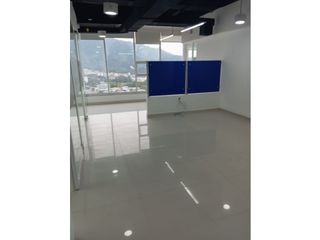 Foto 2 de ARRIENDO OFICINA EDIFICIO F25 PISO 12 SECTOR MACARENA