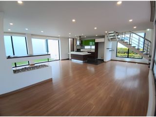 Foto 2 de ARRIENDO CASA EN CONJUNTO CERRADO COTA $ 4,600.000