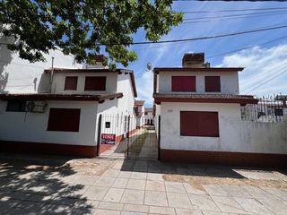 Foto 1 de Duplex en venta en Mar del Tuyu