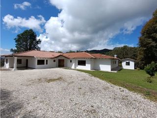 Casa en Venta en Envigado