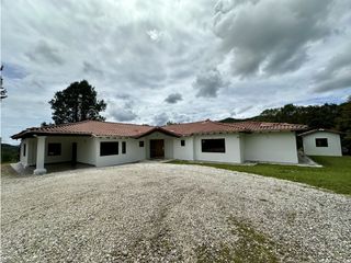 Casa en Venta en Envigado