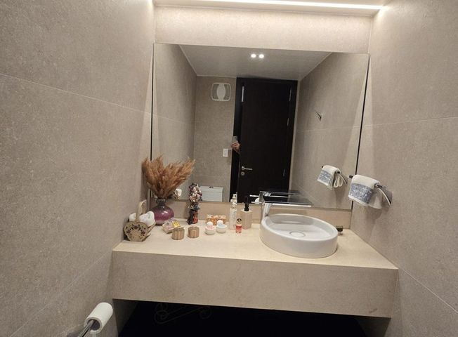 Apartamento en venta en Gonzalez Suarez - Altro