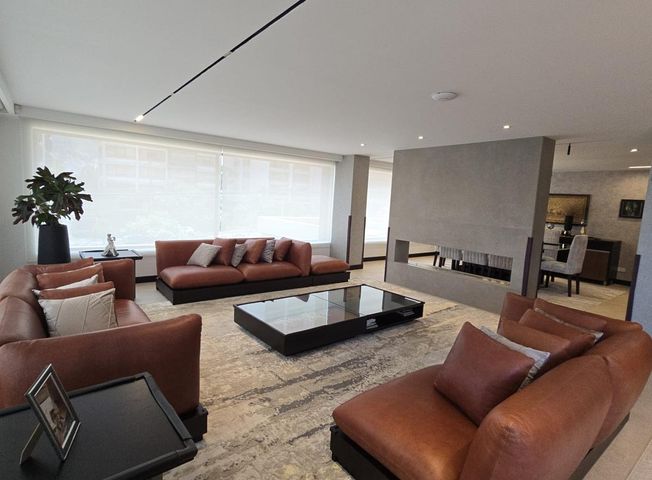 Apartamento en venta en Gonzalez Suarez - Vista 3