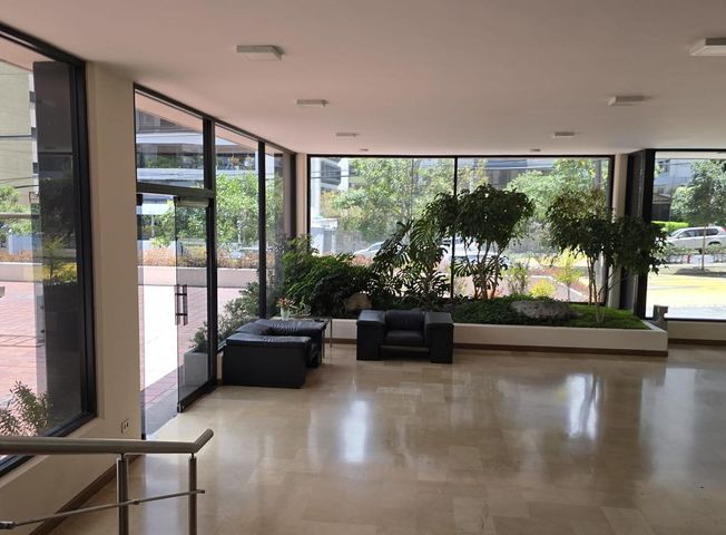 Apartamento en venta en Gonzalez Suarez - Vista 4