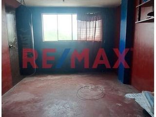 Local Comercial en Venta en Comas - Więcej