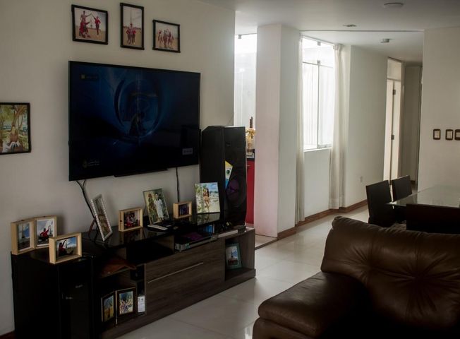 Departamento en Venta en Ate - Widok 5