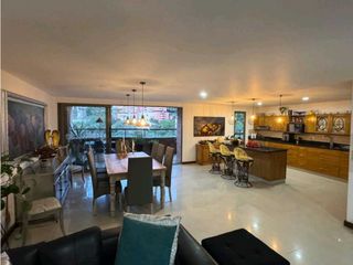 Apartamento en Venta en Las Lomitas