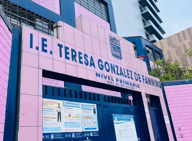 Casa en Venta en Jesús María - Więcej
