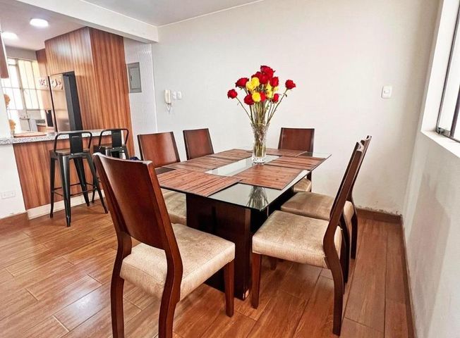 Casa en Venta en Santiago de Surco - Meer