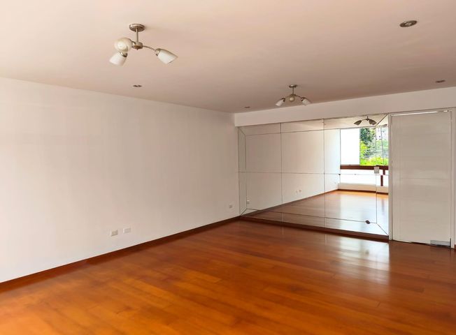 Departamento en Venta en La Molina - Więcej