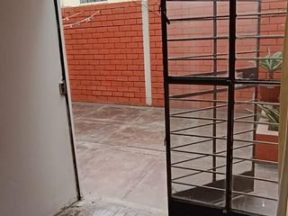 Local Comercial en Venta en La Calera de la Merced - Vista 5