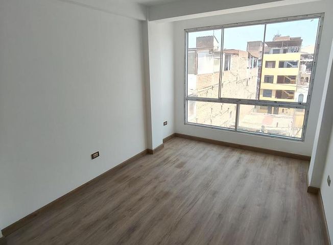 Departamento en Venta en Santiago de Surco - Więcej