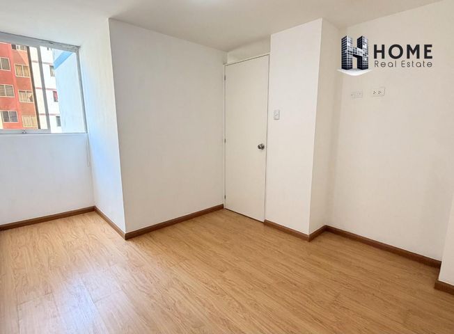 Departamento en Venta en Comas - Więcej