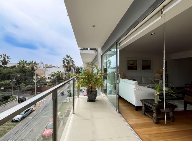 Departamento en Venta en Santiago de Surco - Mehr