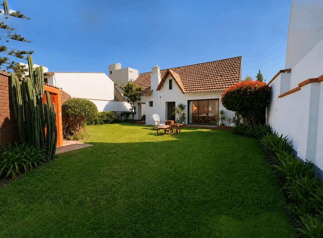 Casa en Venta en Country Club - Vista 4