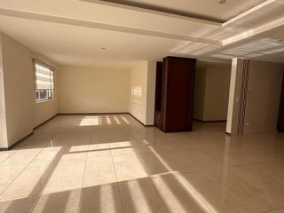Departamento en venta con baja de precio en Iñaquito